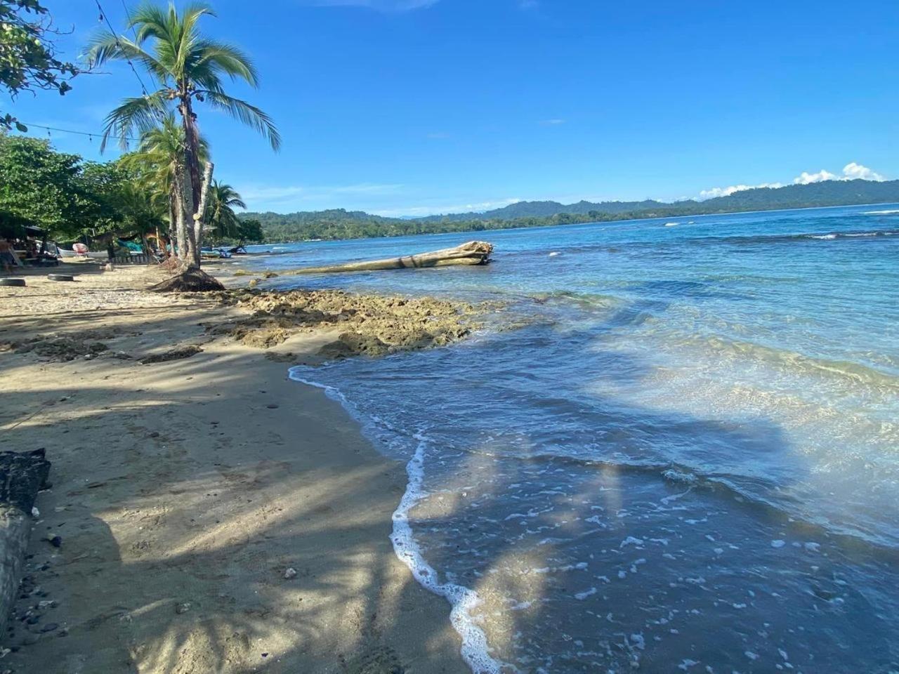 Bella casa rústica en Cocles, Puerto Viejo, Limón