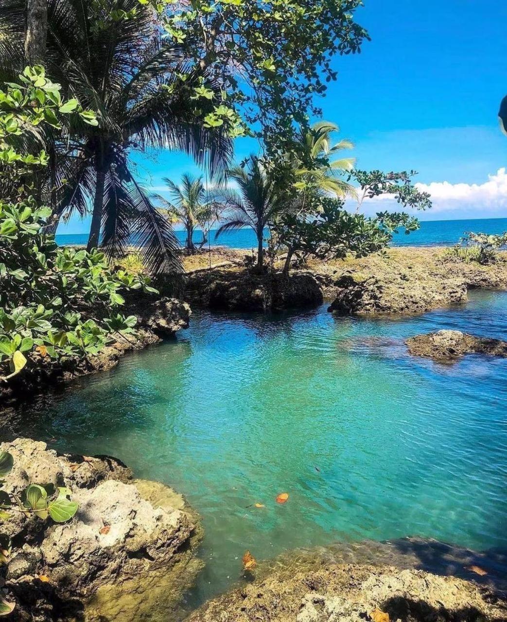 Bella casa rústica en Cocles, Puerto Viejo, Limón