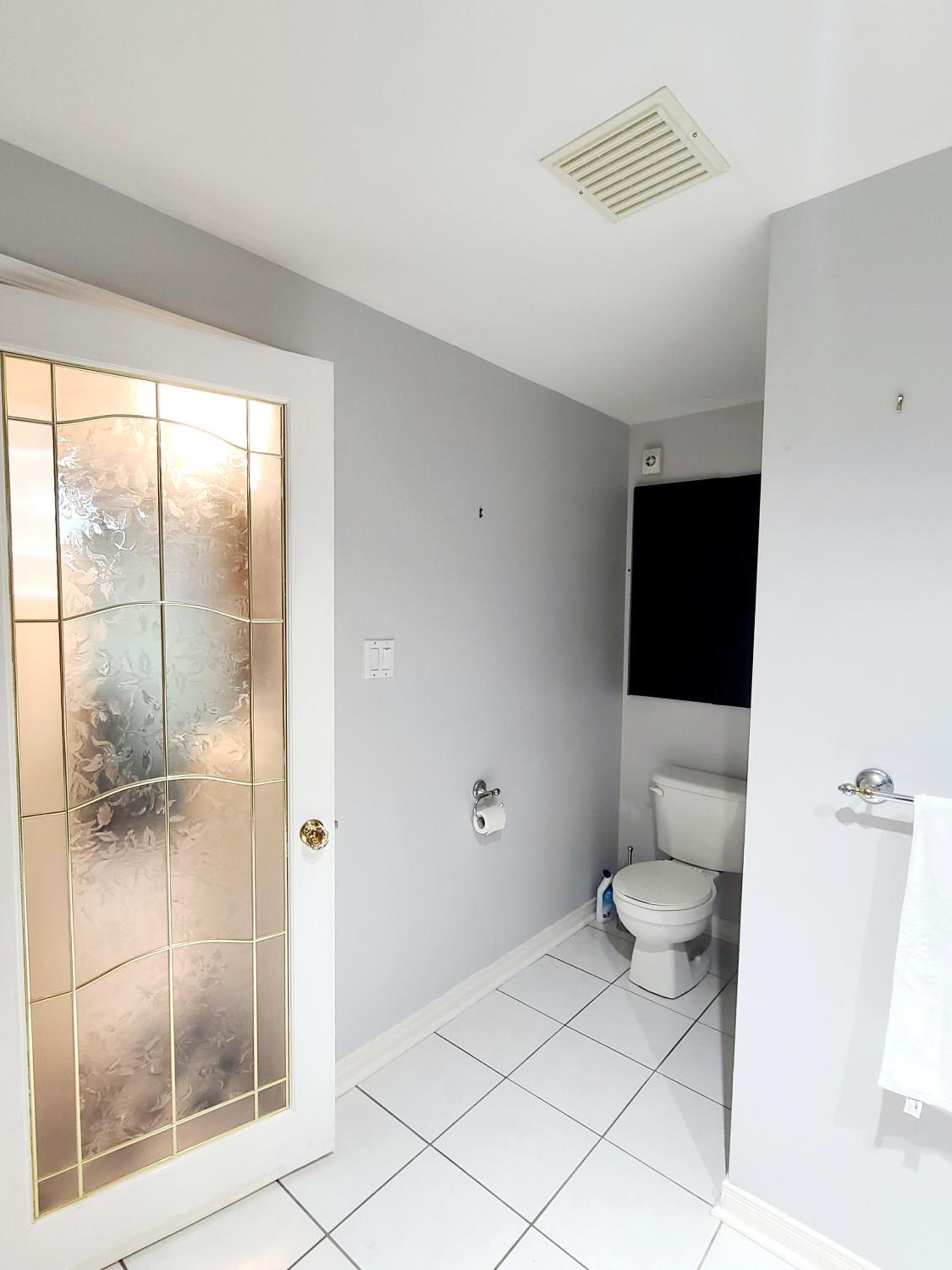 Charm Heaven - Workspace, Wi-Fi, 3-Beds and Private Entrance