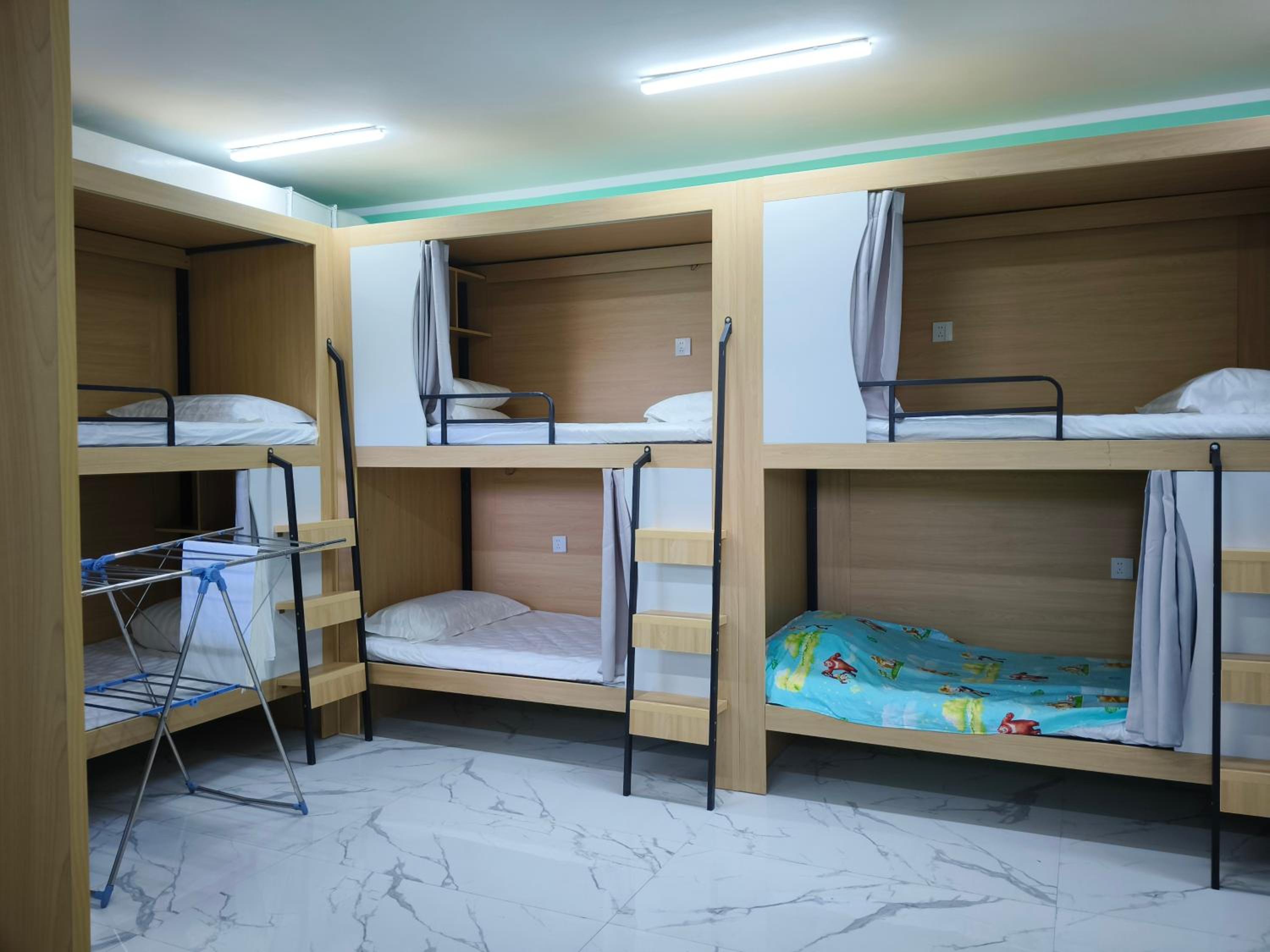 Hairhan hostel