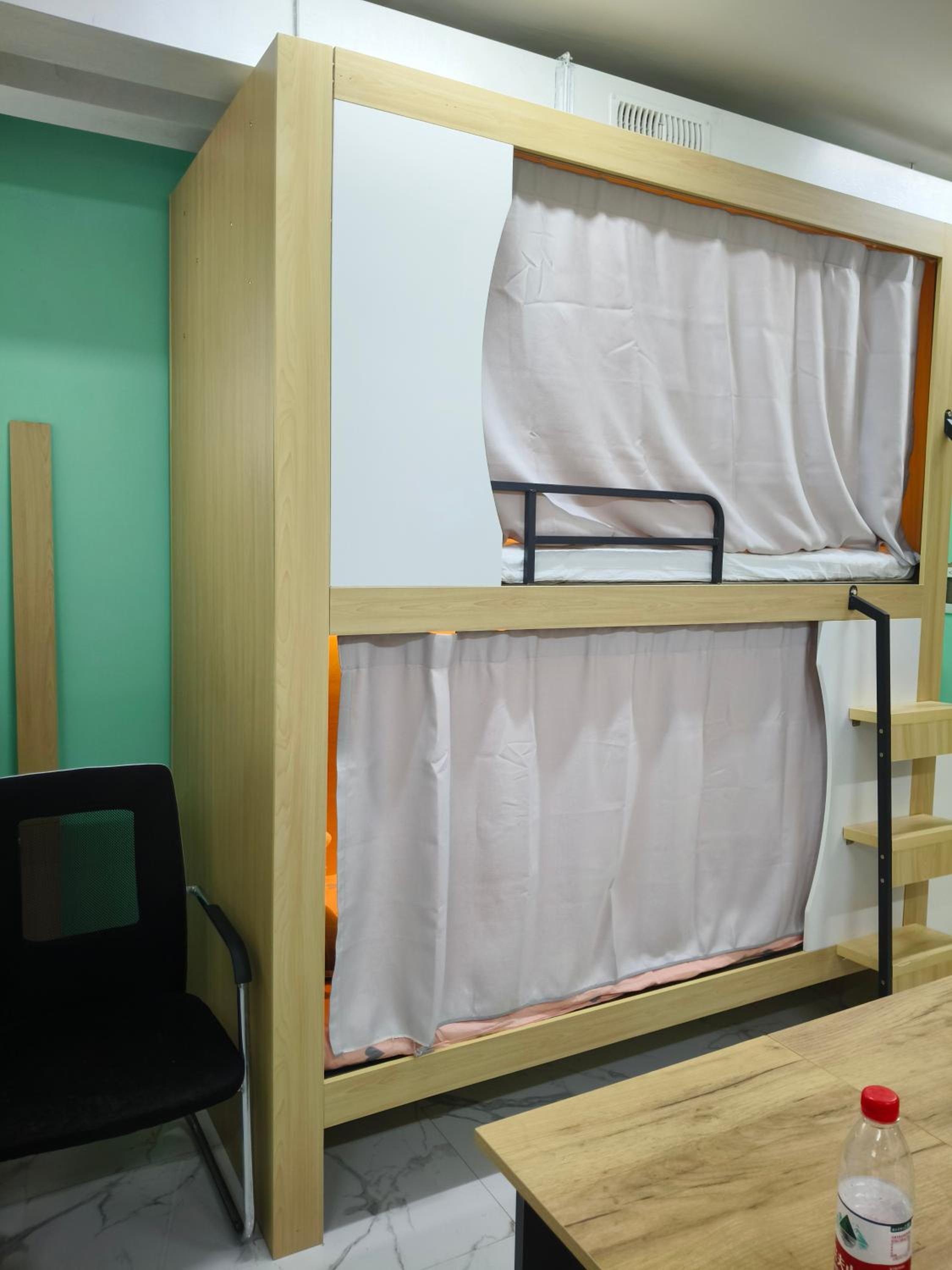 Hairhan hostel
