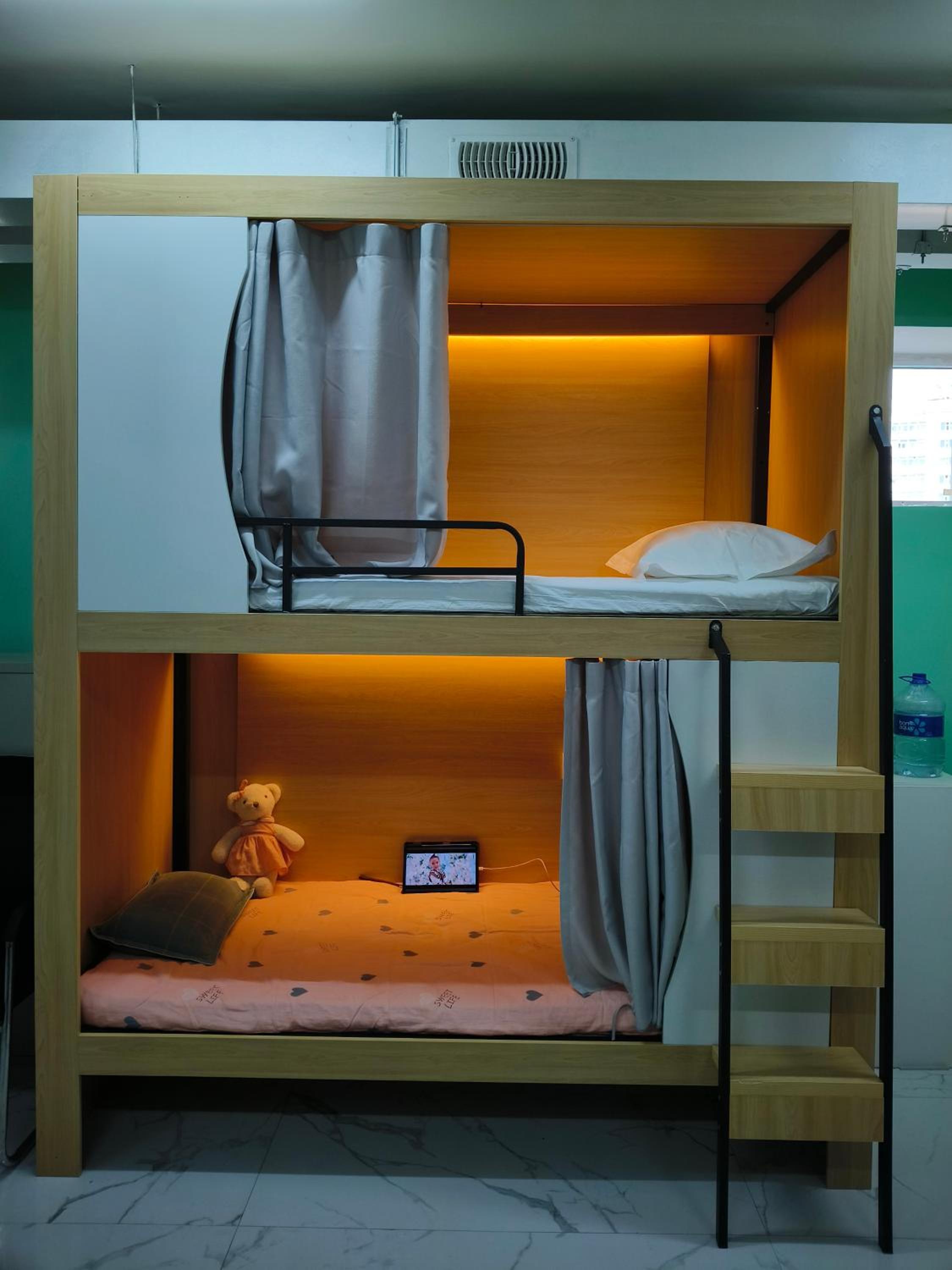 Hairhan hostel