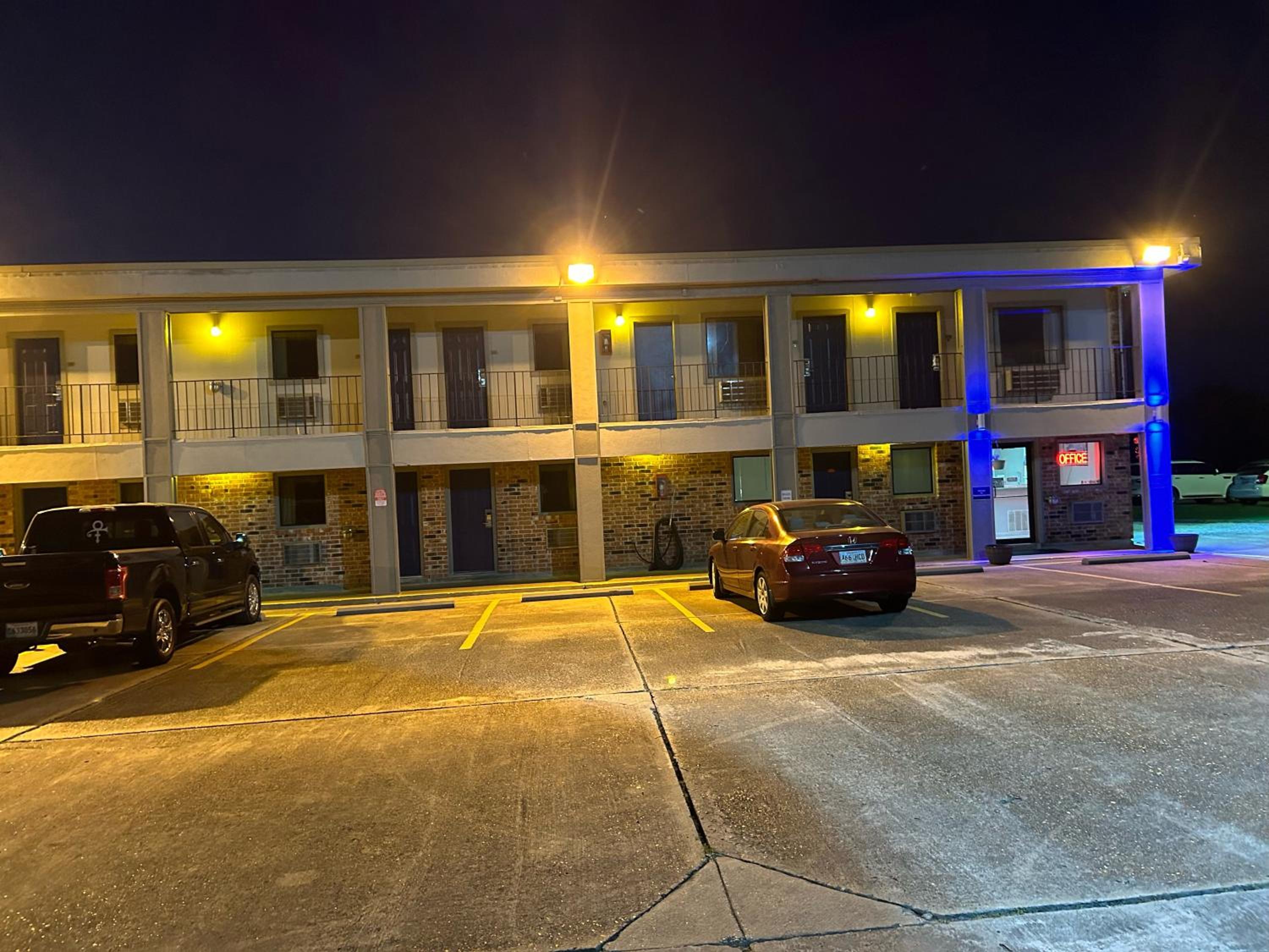 Hotel Howards Inn Motel