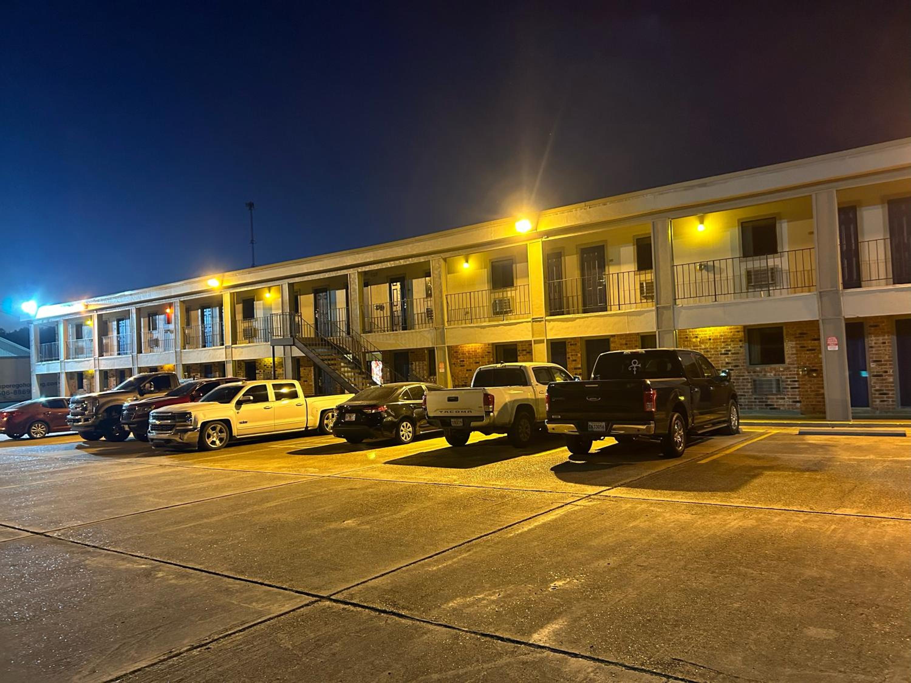 Howards Inn Motel