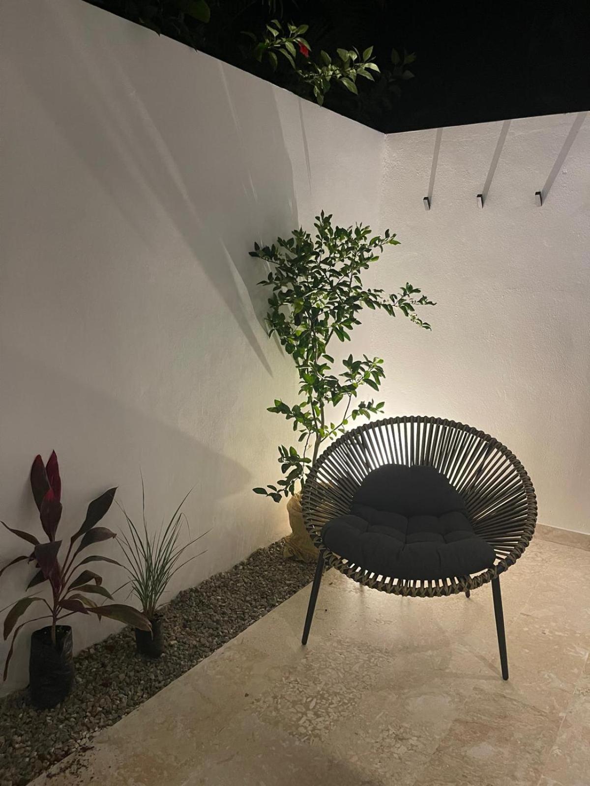 Beautiful Villa for 6, 2 steps away from Punta Popy Beach view 3