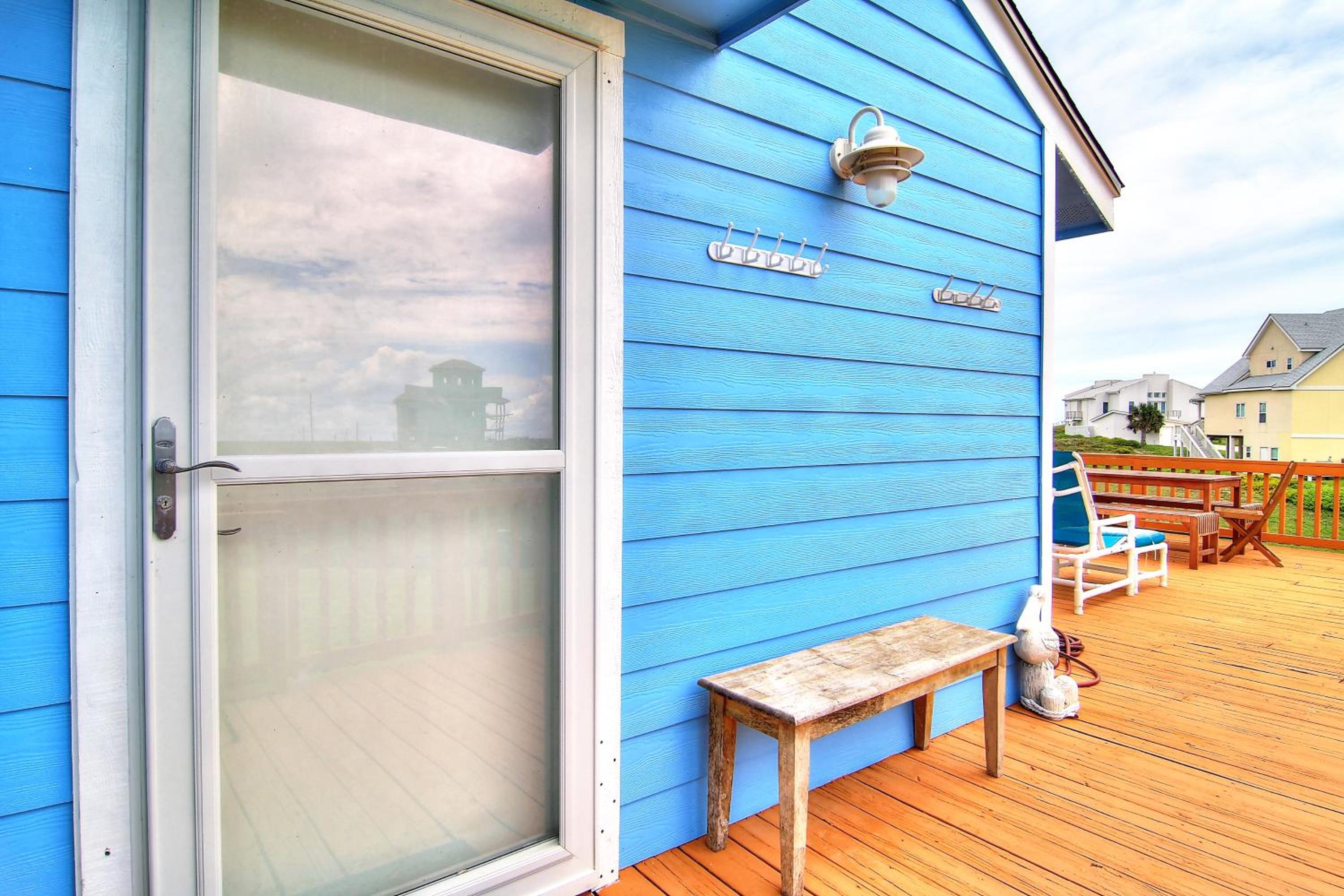 Pelican Place LCV43