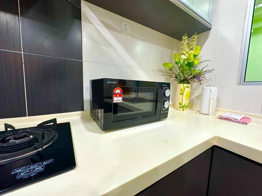 Luna Suites Mutiara Anggerik