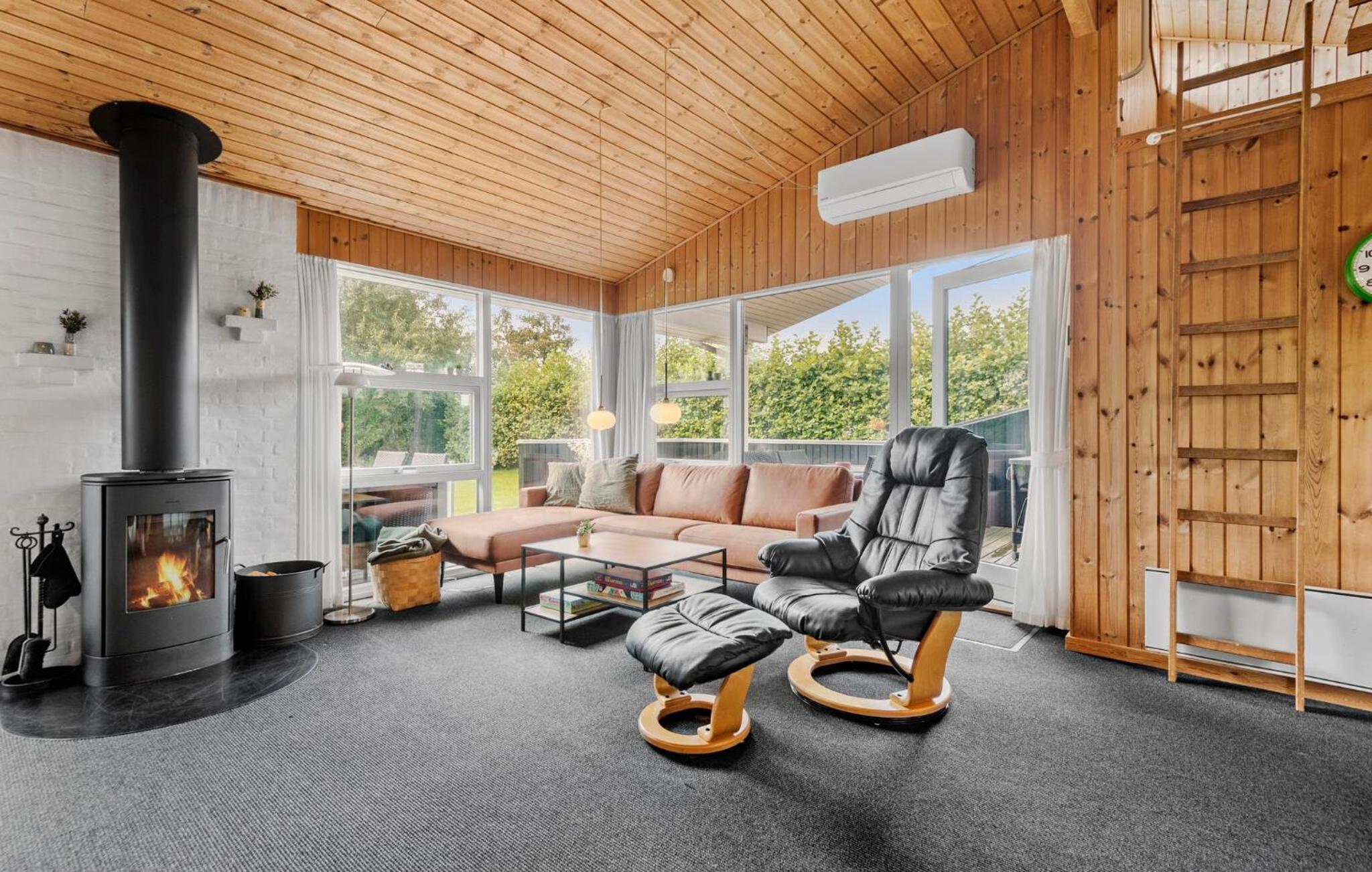 3 Bedroom Lovely Home In Hemmet view 2
