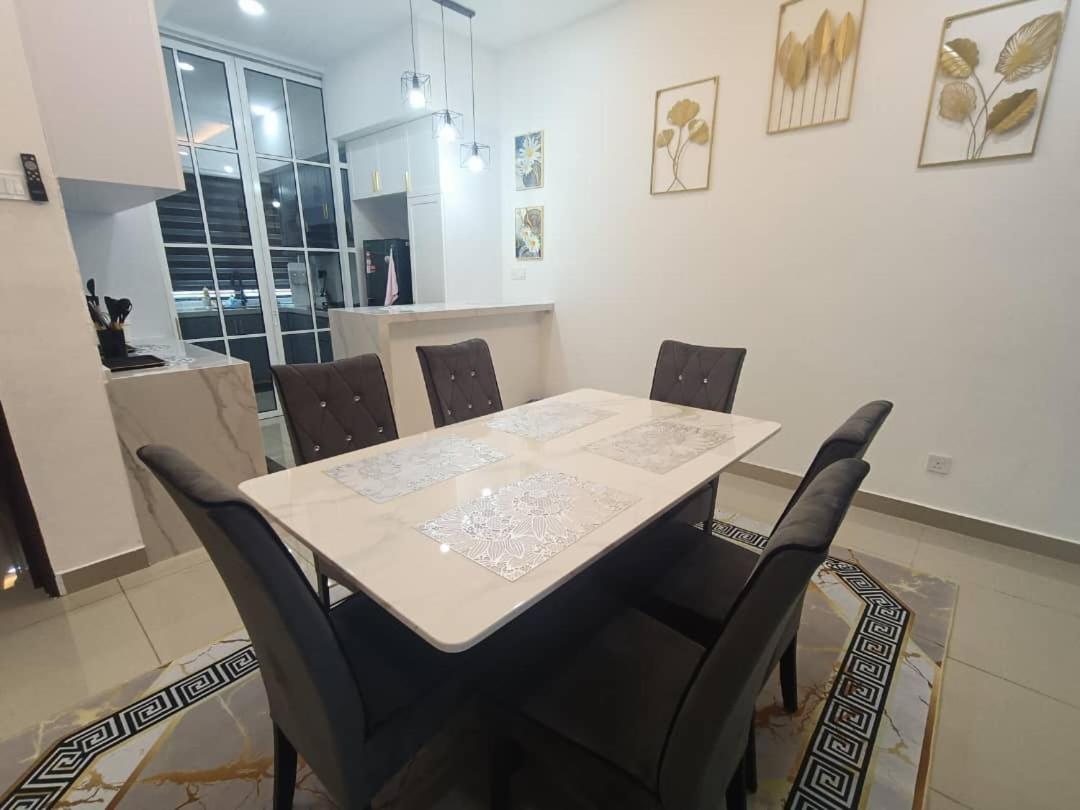 Homestay Coway Bertam