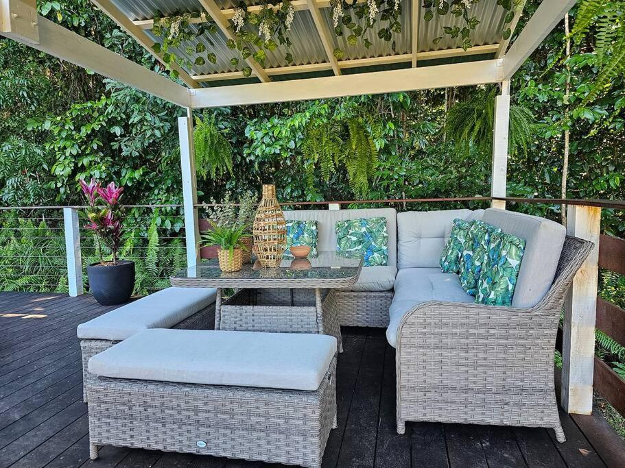 Alena Star House, Eco Retreat With Pool, Prime Position