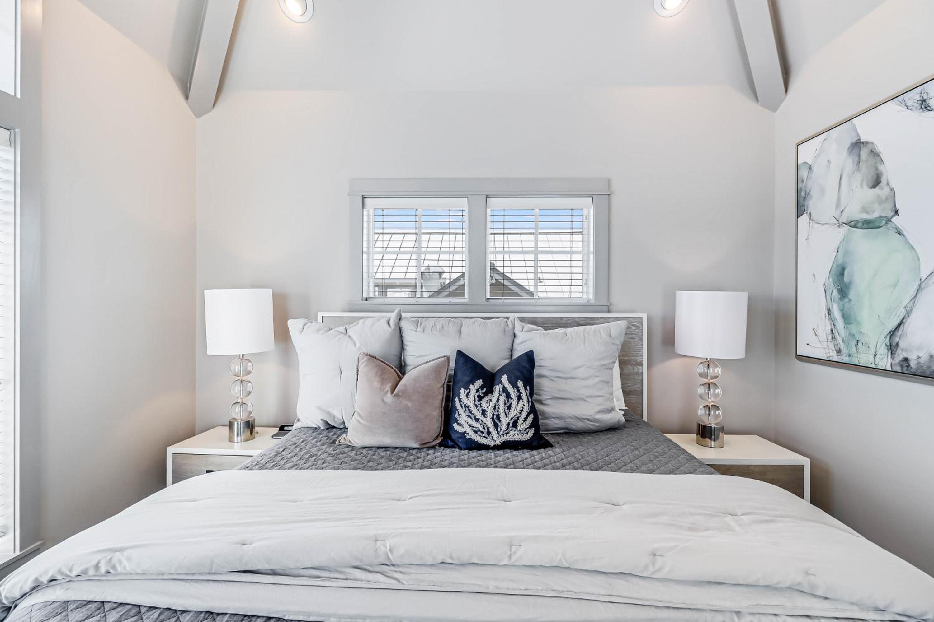 Beached Inn 236 BE
