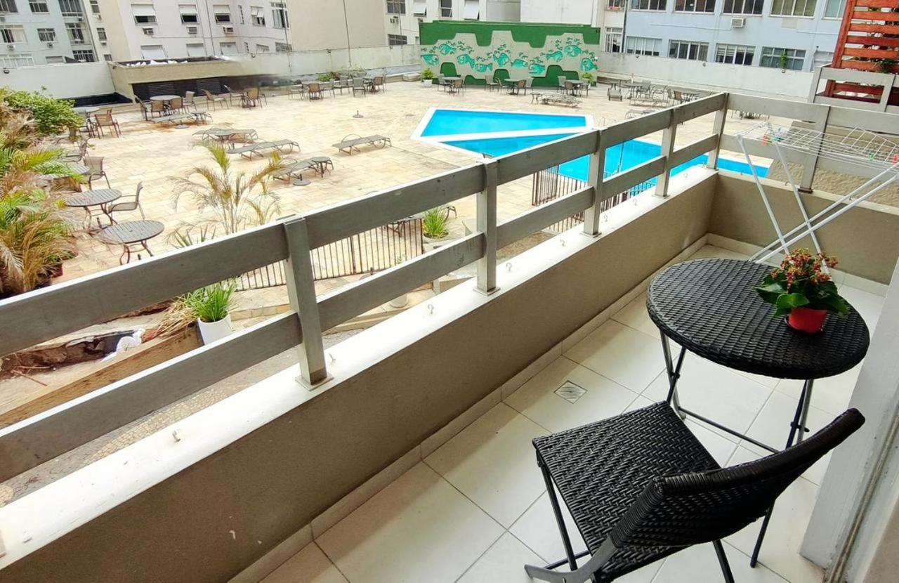 Apart Hotel 2 quadras da praia