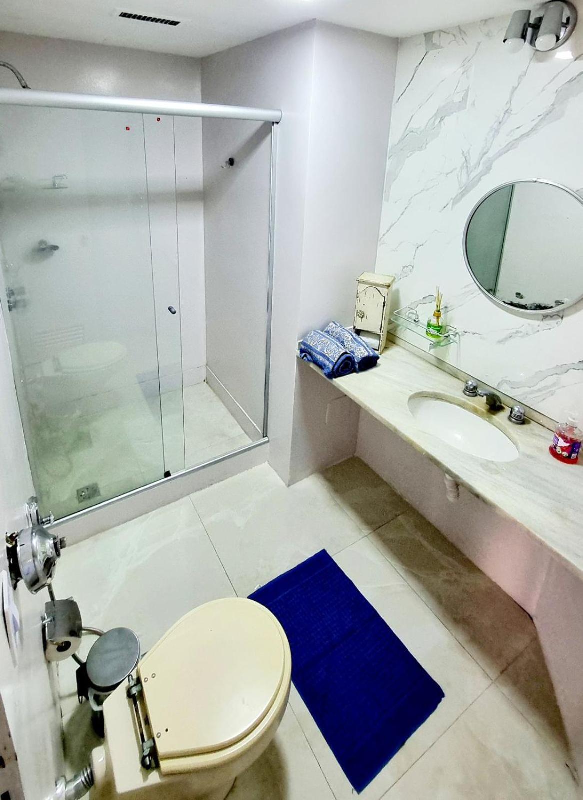 Apart Hotel 2 quadras da praia