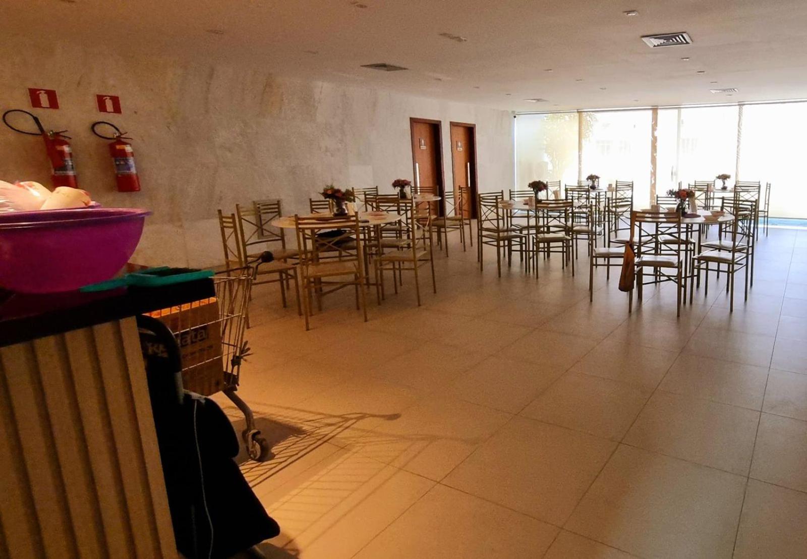 Apart Hotel 2 quadras da praia