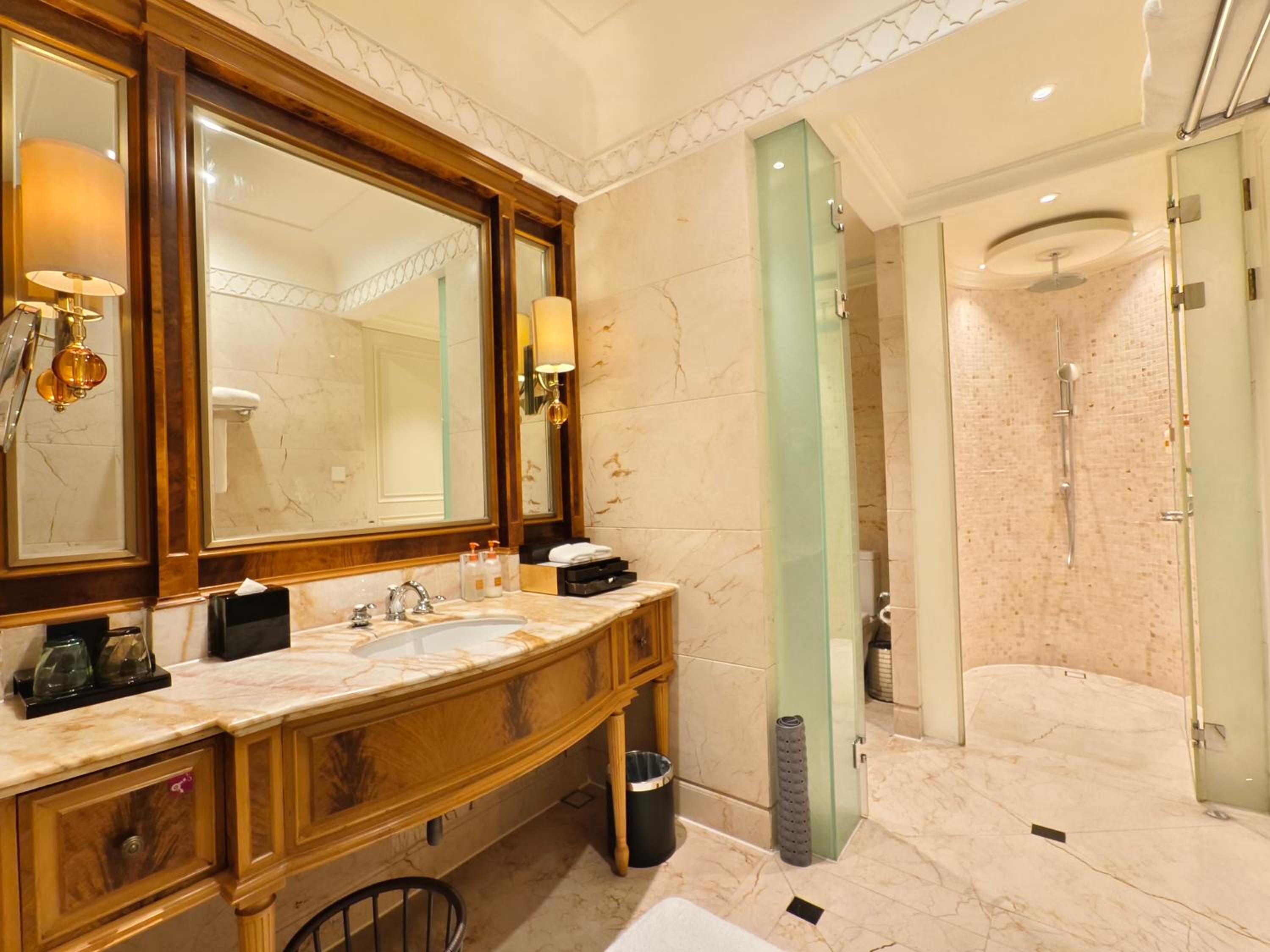 Crowne Plaza Resort Sanya Bay by IHG