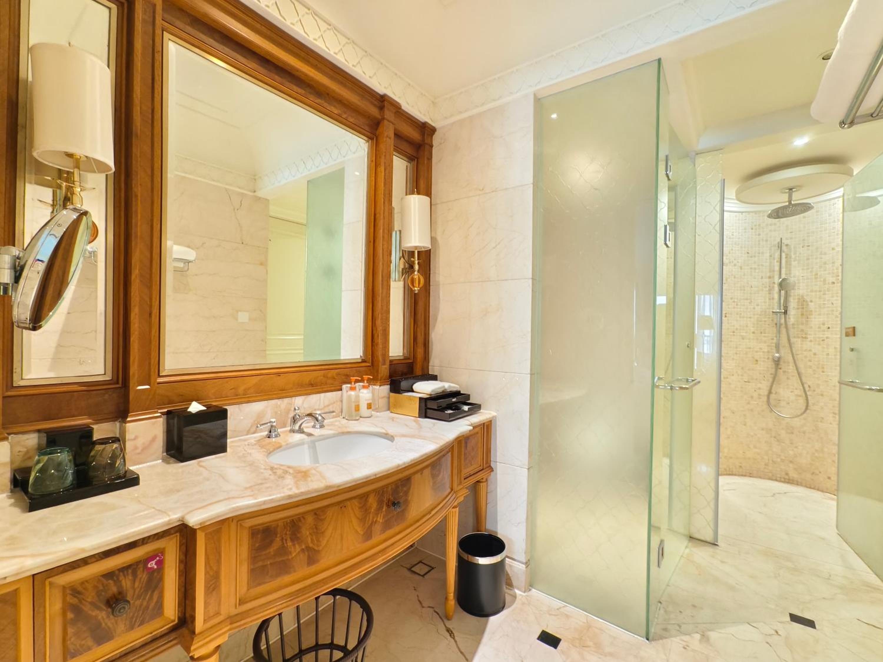 Crowne Plaza Resort Sanya Bay by IHG