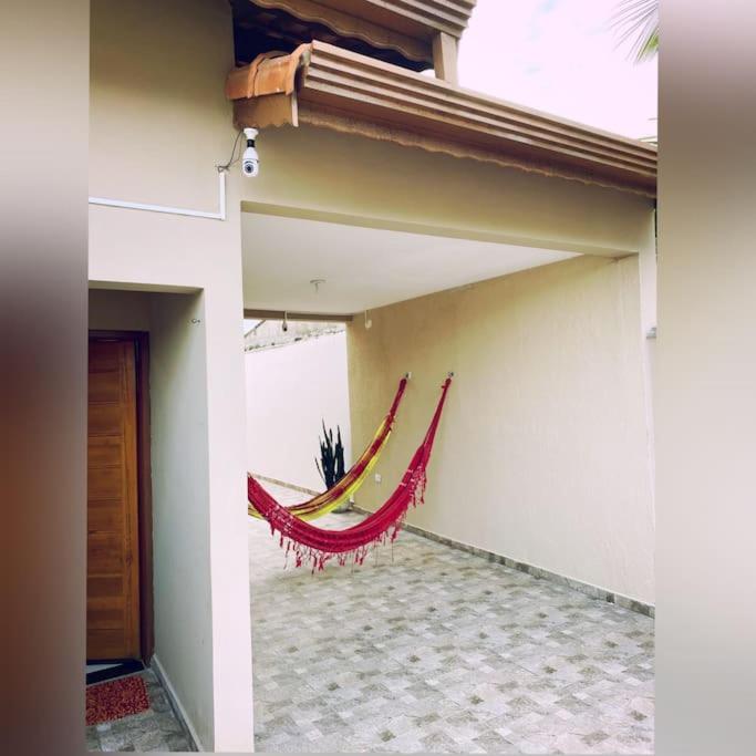 Casa Completa individual em Peruibe 2 Quartos