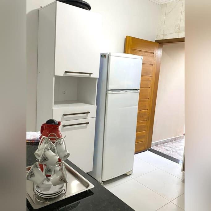 Casa Completa individual em Peruibe 2 Quartos