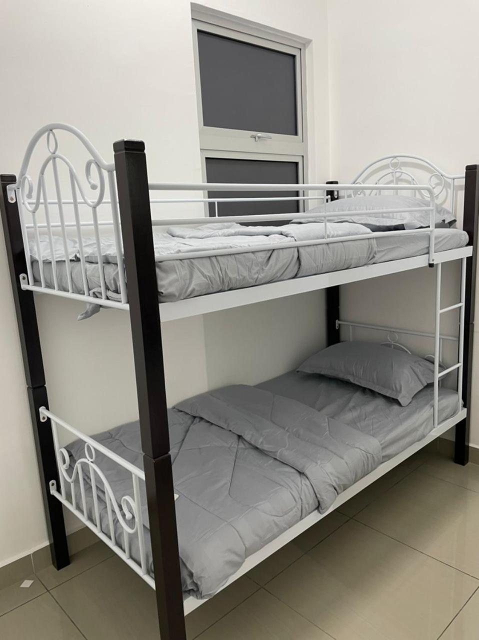 Skylake Residence Rest2Stay photo 6