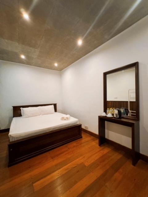 Hostel Bungalow