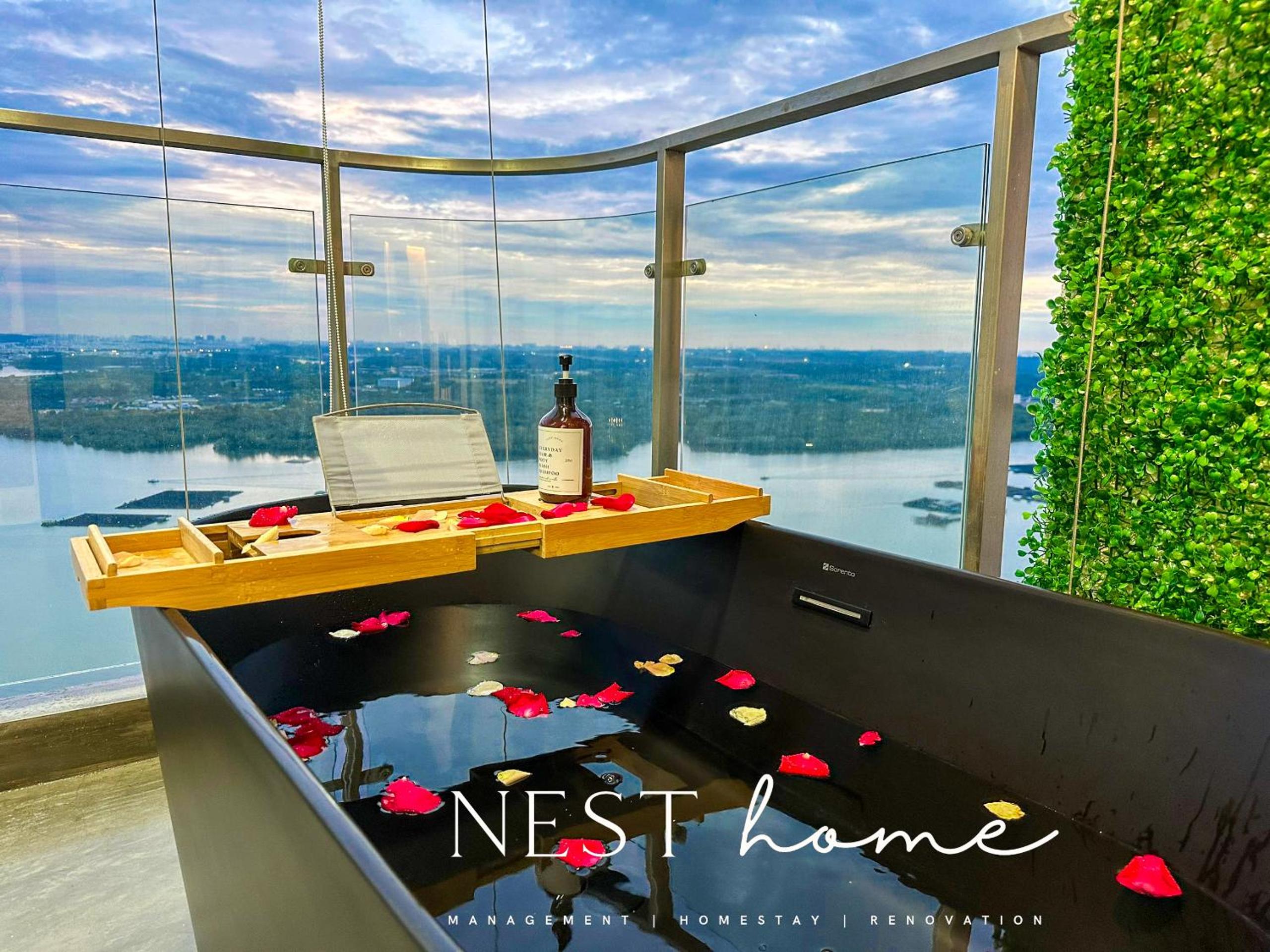 Country Garden Seaview Suite by Nest Home at Danga Bay