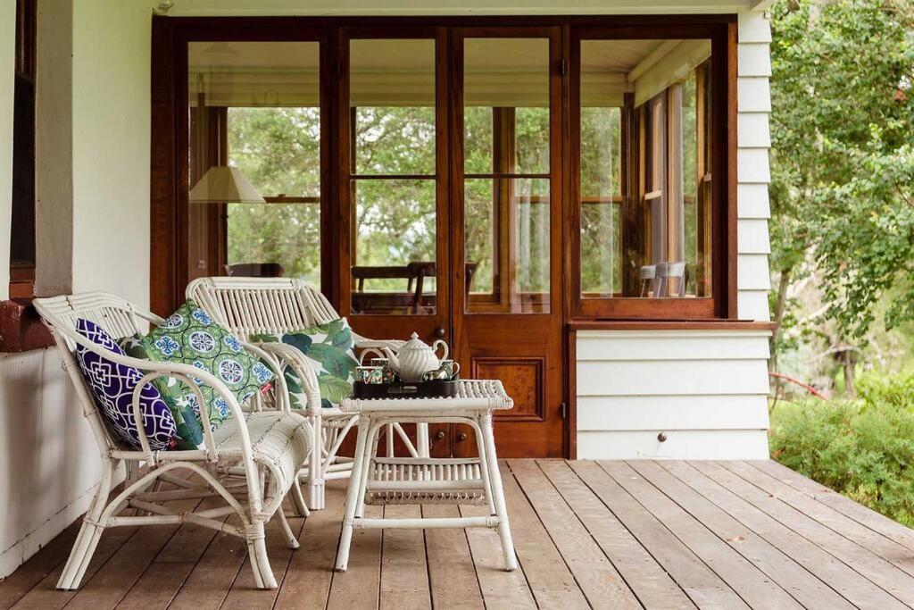 Old Duninald House - Historic Farmhouse Experience