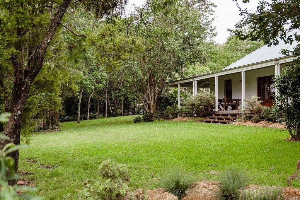 Old Duninald House - Historic Farmhouse Experience