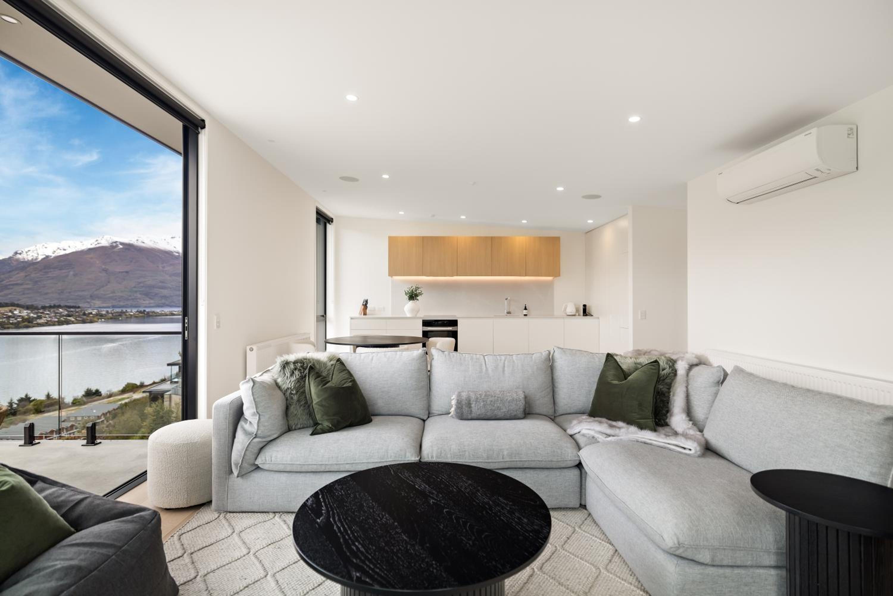 WARNING Extreme views 4 bed 3 bath luxury view 3