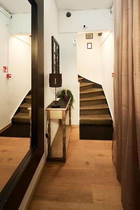 Studio-balcon center of Mons