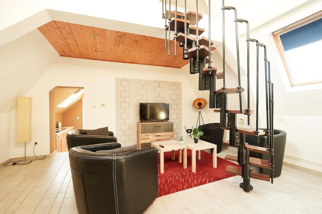Grand studio center of Mons