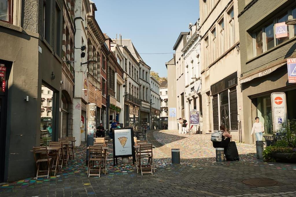 Grand studio center of Mons