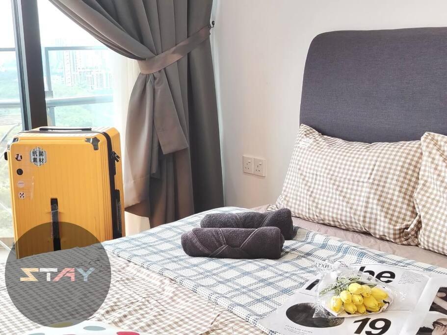 Almas Suites Couple Escape Netflix 100mbps BySTAY photo 2