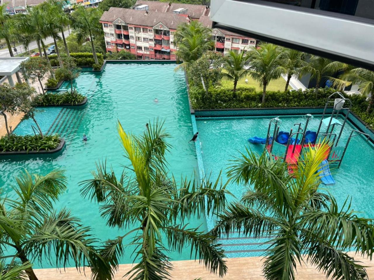 Skylake Residence Rest2Stay photo 3
