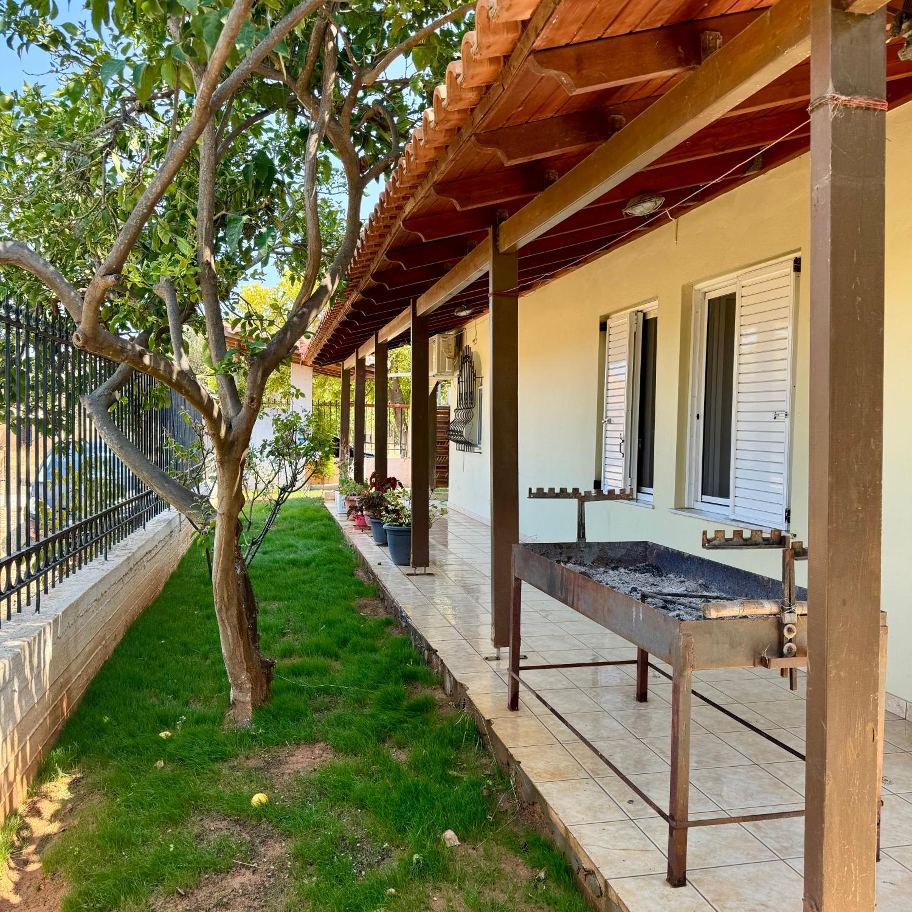 Betty s House Porto Rafti view 4