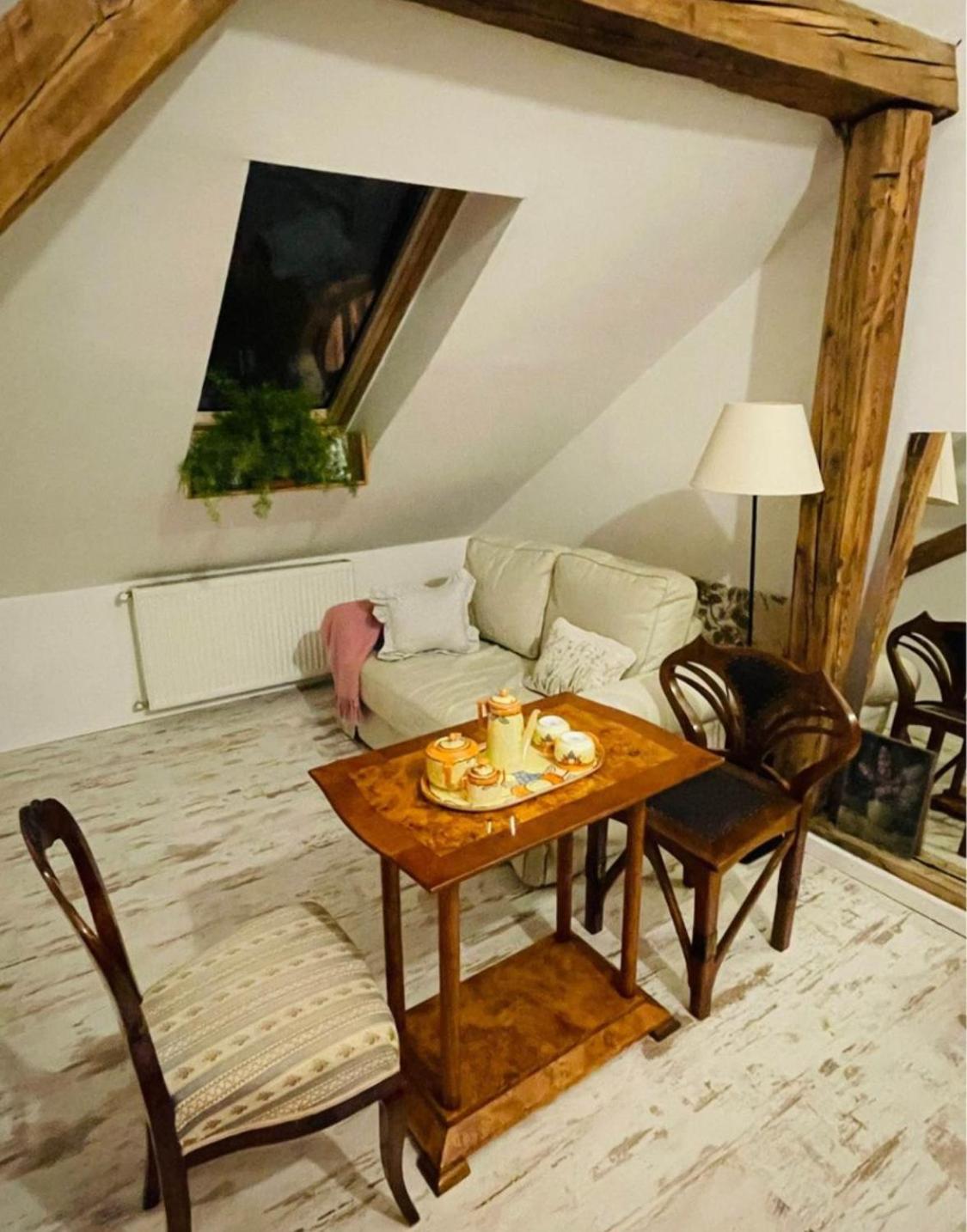 Comfortable room in the heart of Budapest view 2