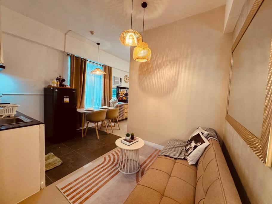 Budget Friendly Staycation walking distance to Venice Mall with Netflix and Wifi view 2