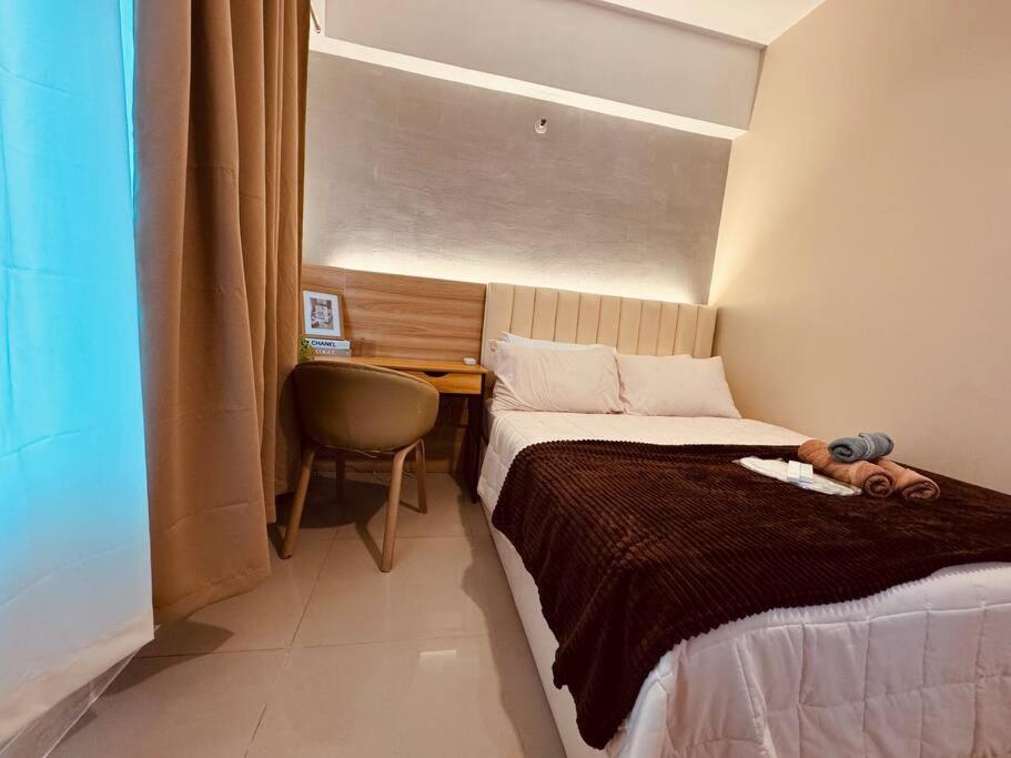 Budget Friendly Staycation walking distance to Venice Mall with Netflix and Wifi view 4
