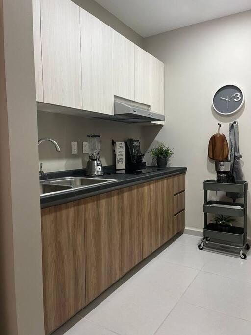 Departamento Ejecutivo cerca de BJX view 5