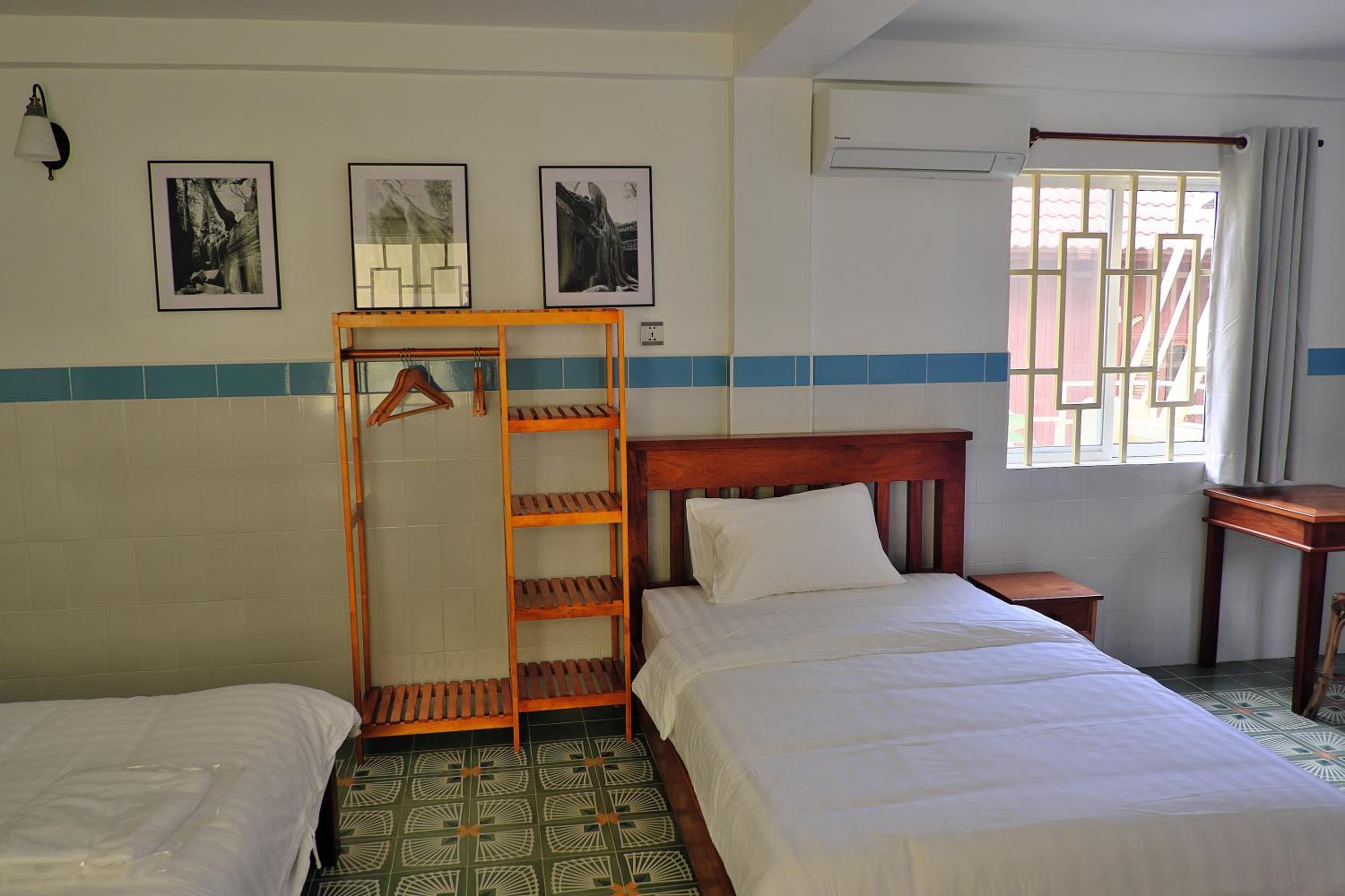 Dary's Village Guesthouse & Restaurant
