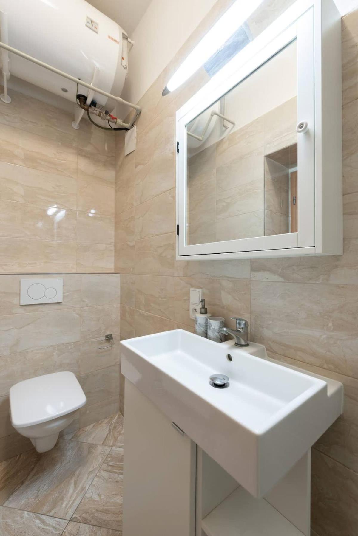 Beautiful Cozy Studio Gem near Old Town