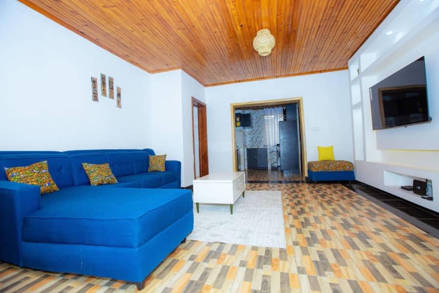 Bright private bedroom in Kigali view 5