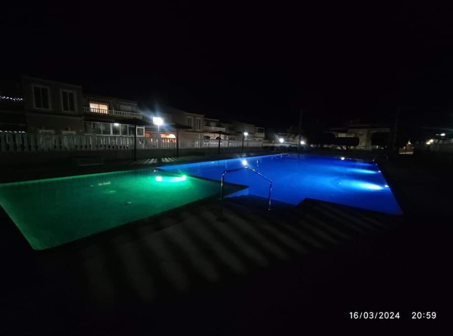 Casa para 8 personas y piscina abierta todo el año