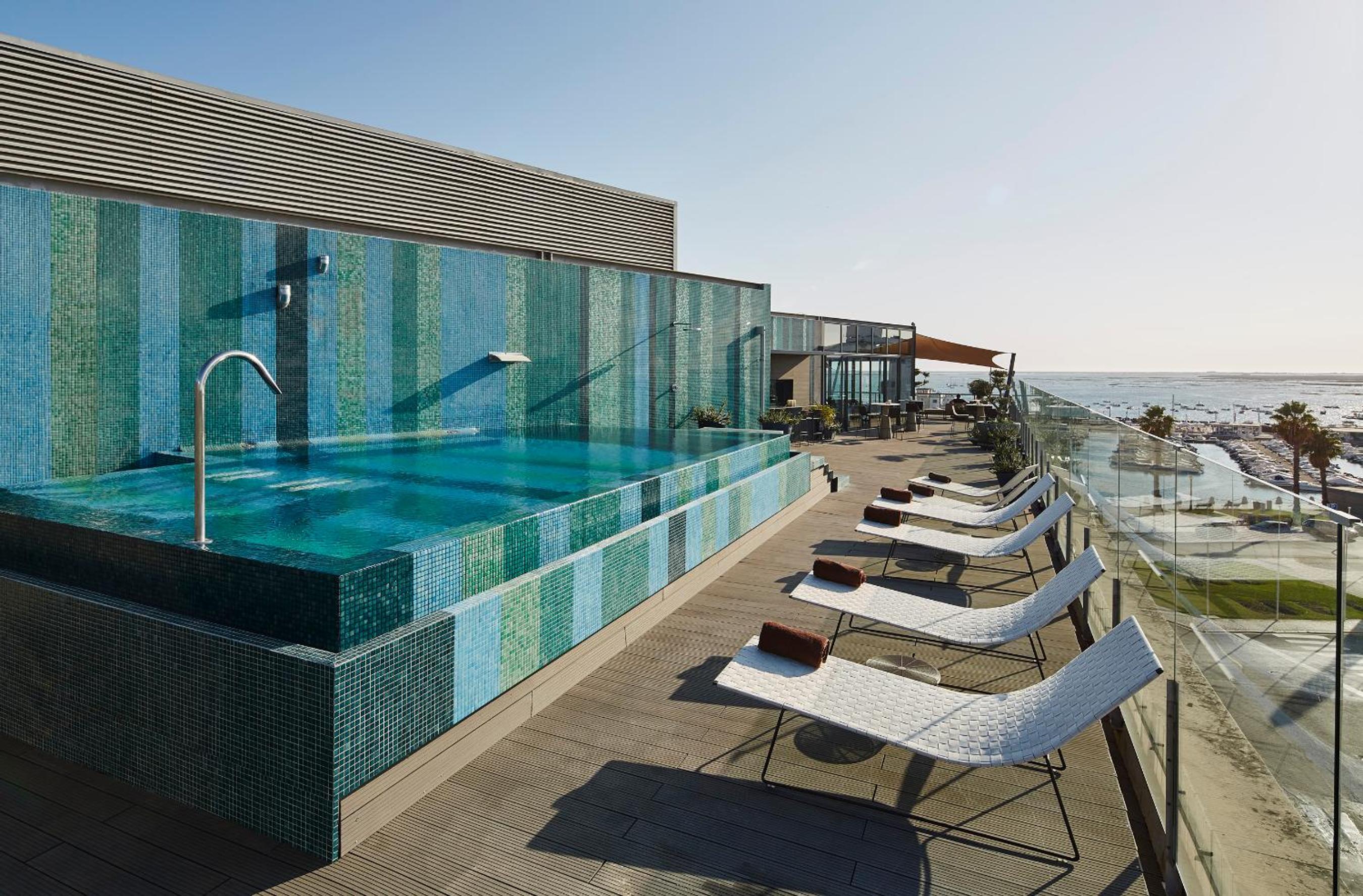 Faro Vacations - Hotel Faro  Beach Club - Property Image 7