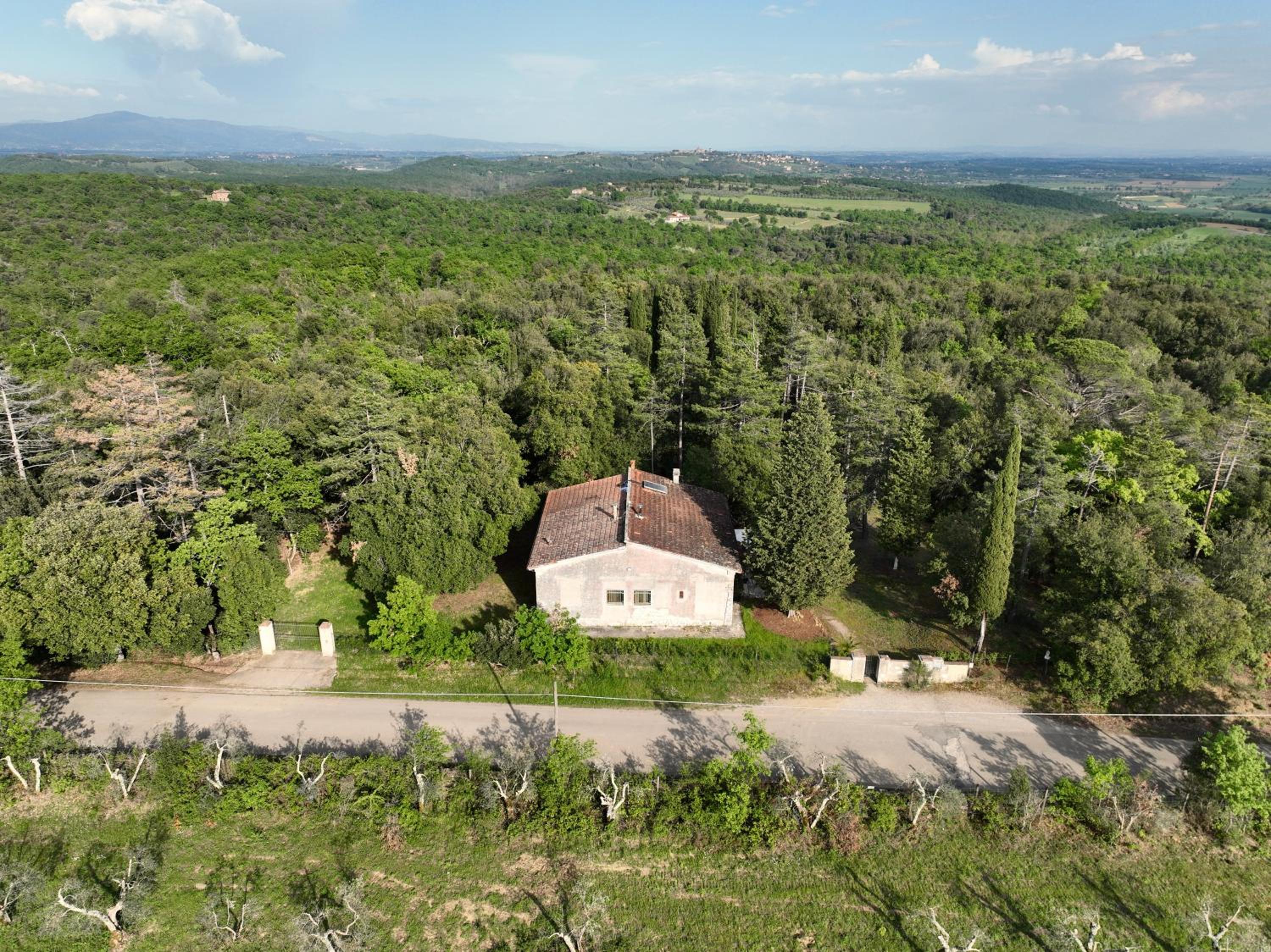 Tuscan Farmhouses at Castello del Calcione Estate