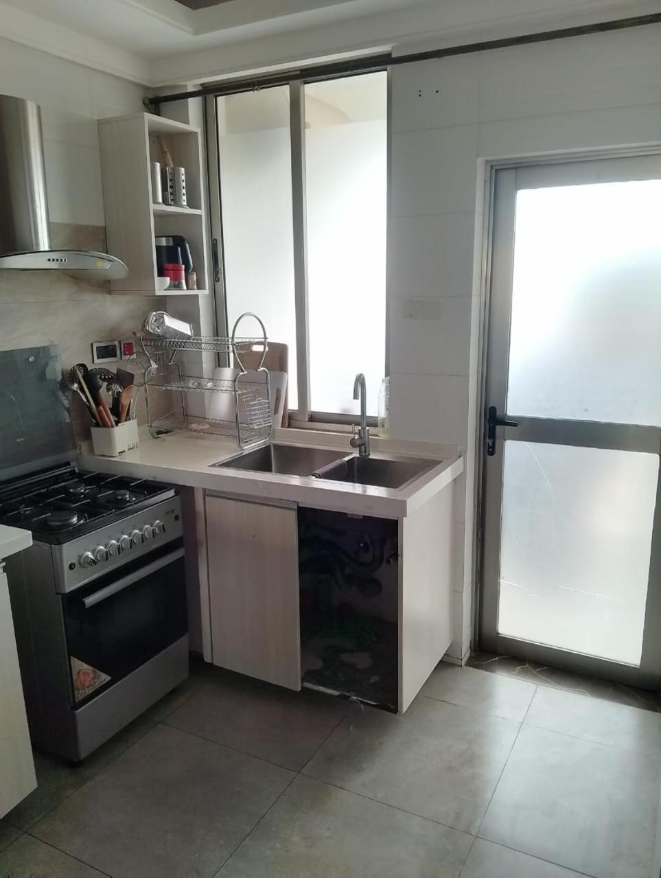 Pretty 2 bedroom at vesta garden apartments view 3