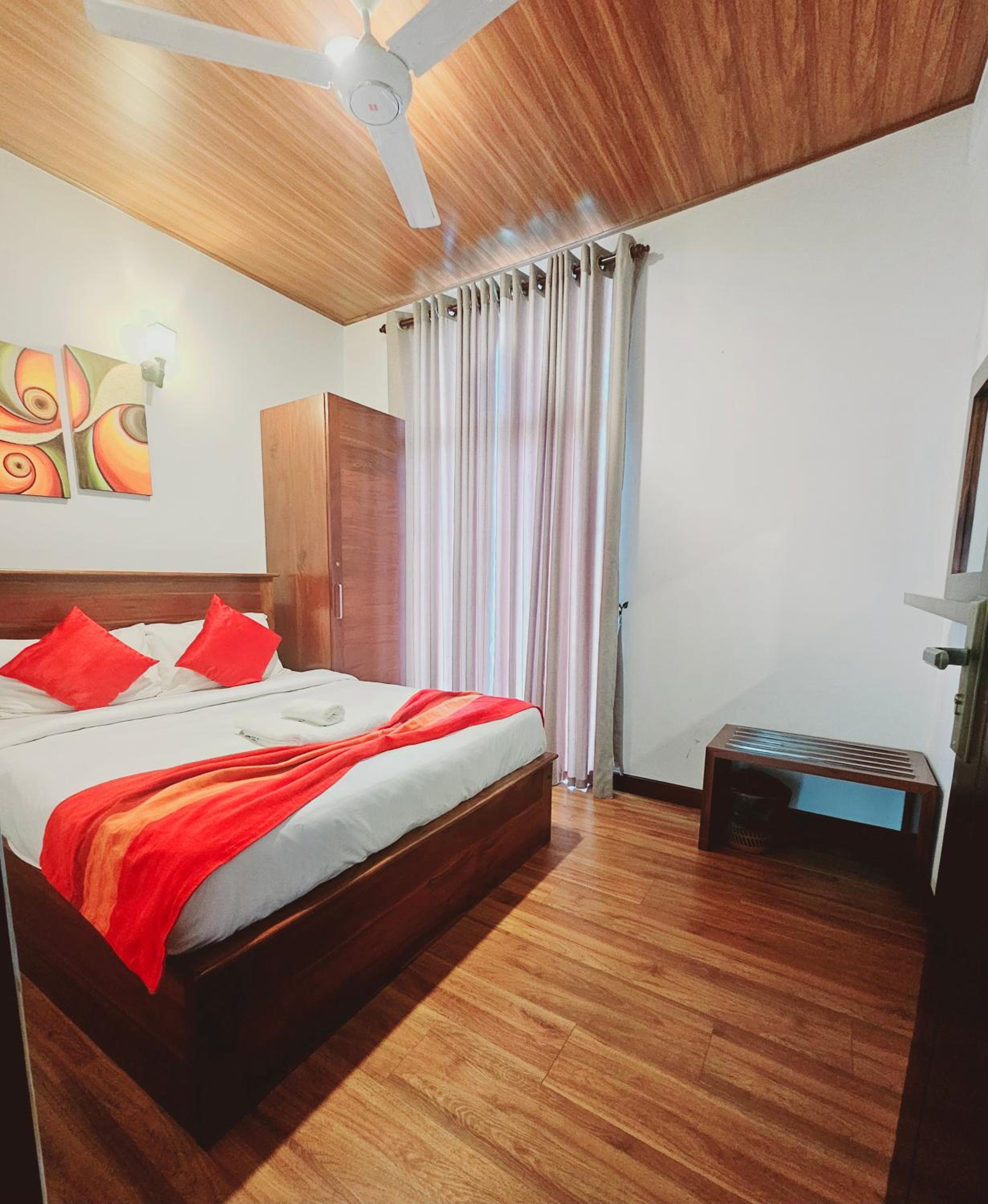 GlenAshley Apartment