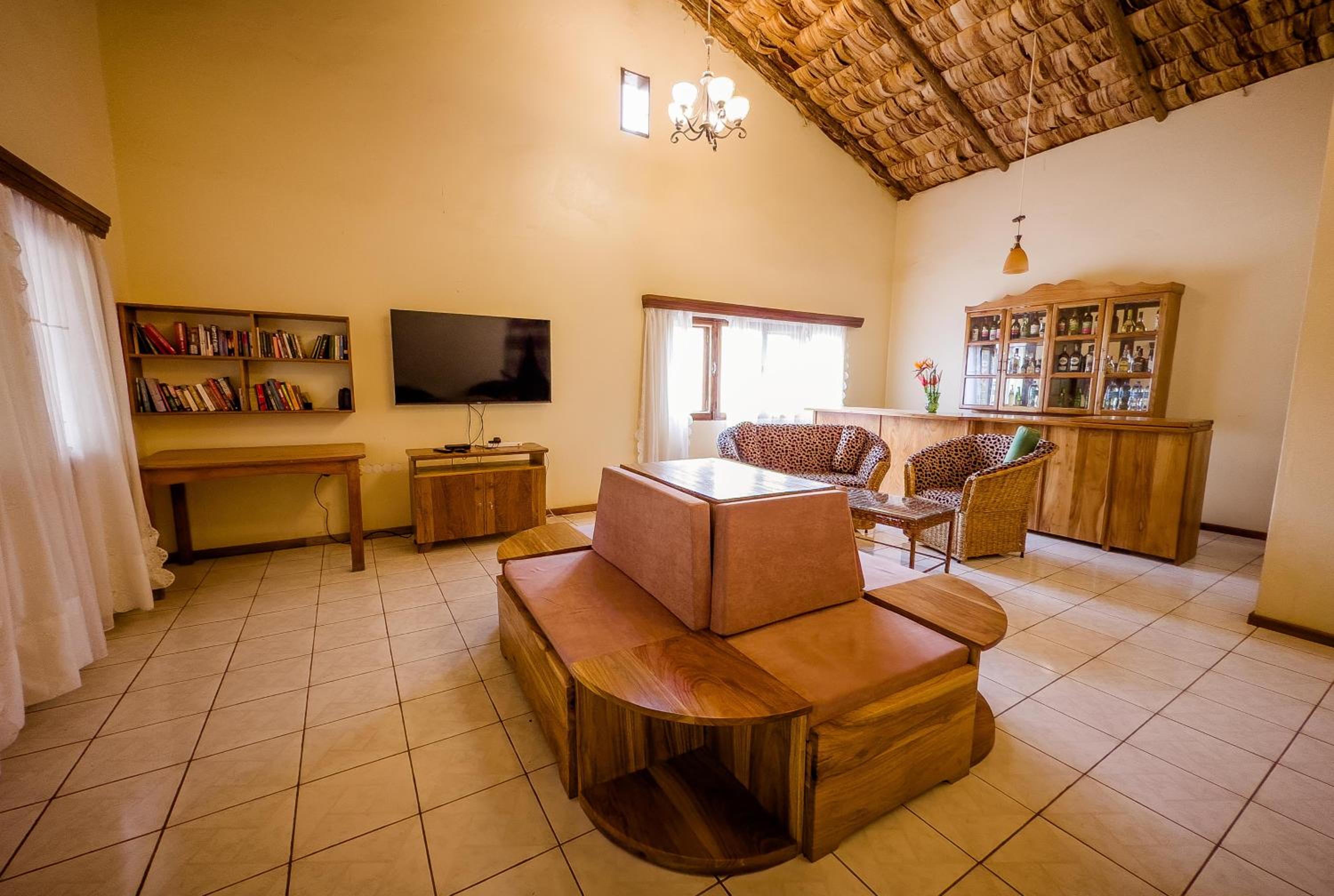 Meru View Lodge