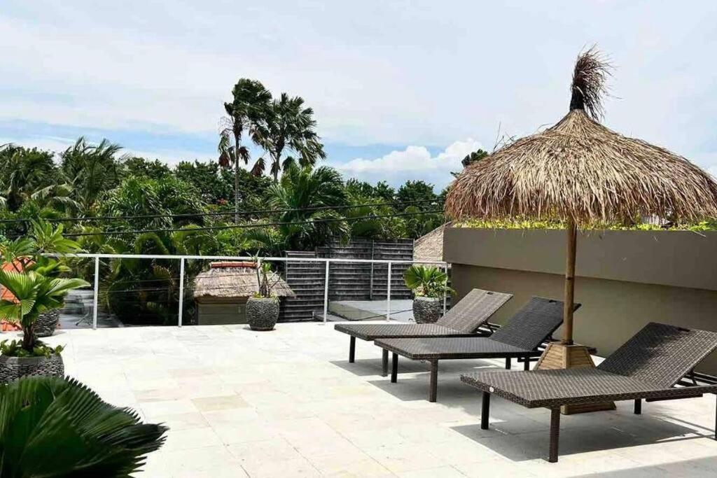 Beautiful modern villa in the heart of Seminyak view 3