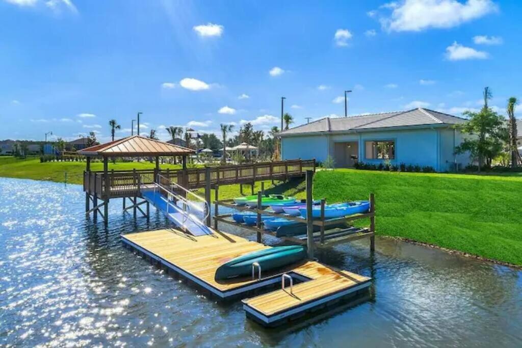 Relax in Ultimate Comfort with Pool & BBQ Area