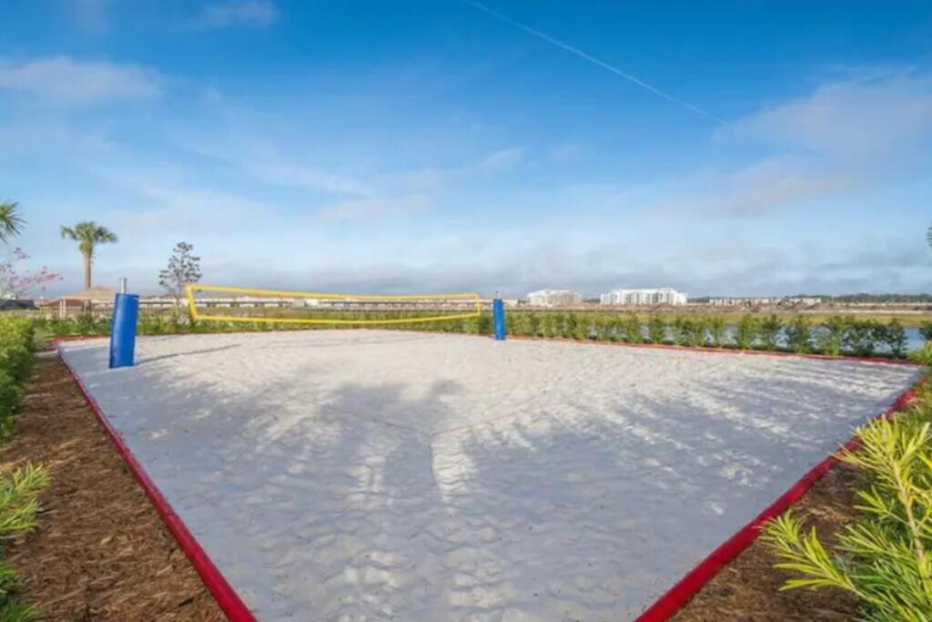 Relax in Ultimate Comfort with Pool & BBQ Area